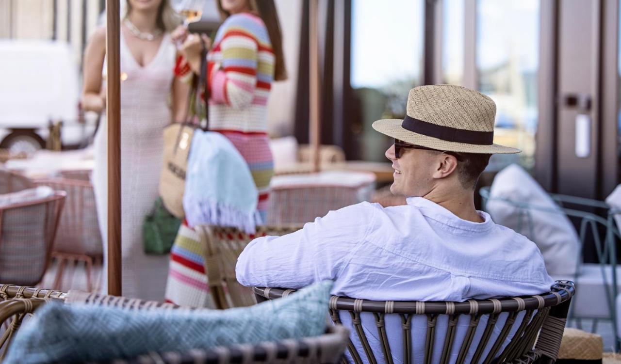 Hotel Riviera Moss Dış mekan fotoğraf